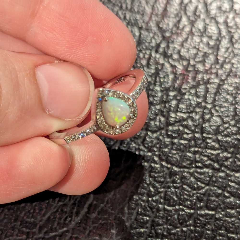 Pear shaped Opal ring